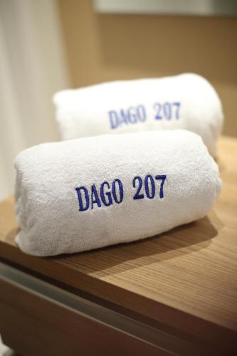 Dago 207 - Tap to explore photos