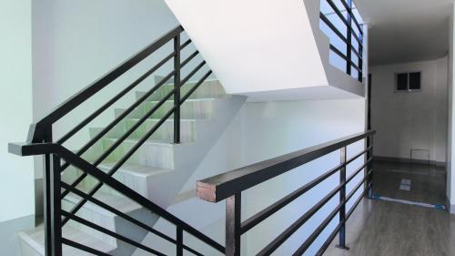 RedDoorz near Zobel Roxas St, Manila (photo 9)