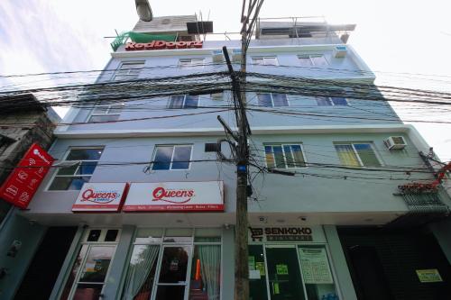 RedDoorz near Zobel Roxas St, Manila (photo 4)