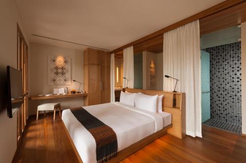 Azerai Hotel