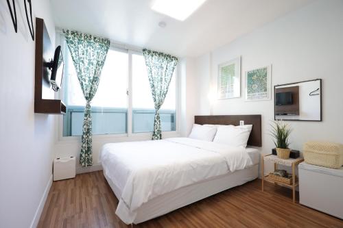 Ekonomy Haeundae Hostel