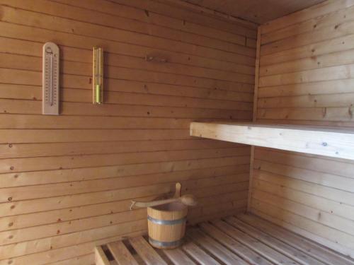 Dům u rybníka - main image