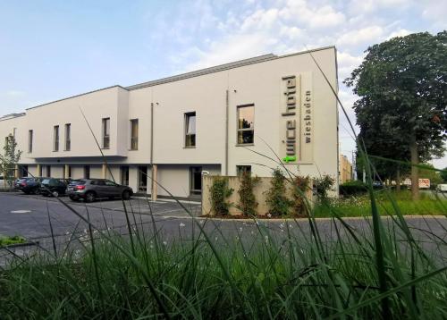 twice hotel wiesbaden - image 14