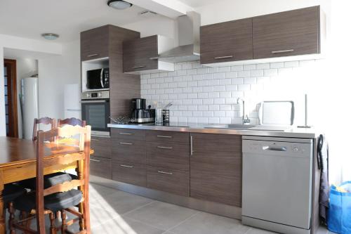 LE MASCARET 47 b Gîte touristique 3 étoiles (LE MASCARET 47 b Gite touristique 3 etoiles) in Брехаль
