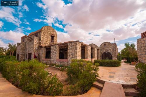 Exterior view, Aliyah Eco-Lodge in Bawiti
