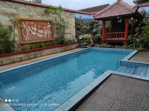 Villa Cemara kota Batu