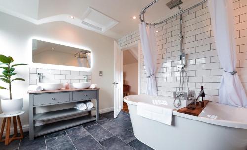 Bathroom, Hilltop Country House in Prestbury