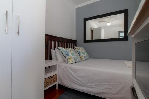 1 double bed