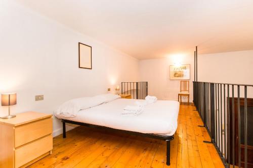 Porta Susa Central & Roomy Flat