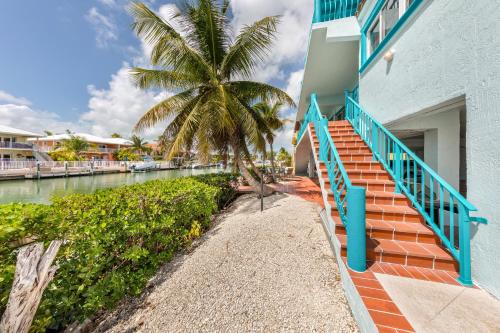 Breezy Palms & Tropical Charm in Key Colony Beach, USA