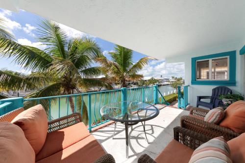 Breezy Palms & Tropical Charm in Key Colony Beach, USA