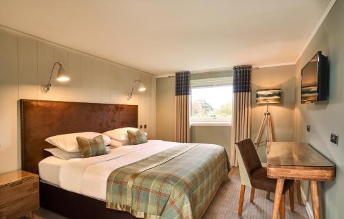 Isle Of Mull Hotel and Spa Isle Of Mull Hotel and Spa is a popular choice amongst travelers in Oban, whether exploring or just passing through. Both business travelers and tourists can enjoy the hotels facilities and services.