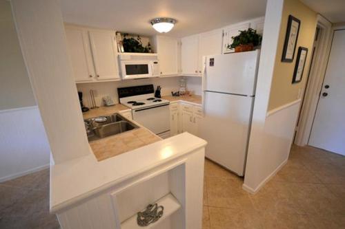 Unit 3208 - Ocean & Racquet Club - image 8