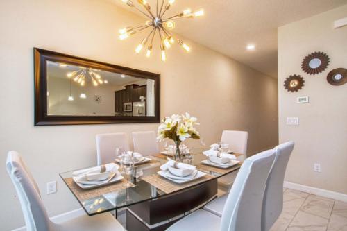 Storey Lake-4 Bedroom Townhome w/Splashpool-1633ST - image 9