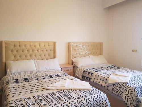 Elite Homes 3BR Sunny Apartment Families Only photo 2