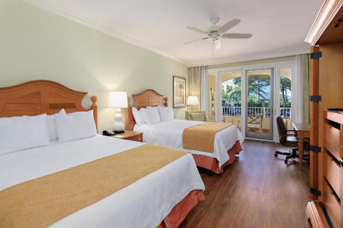 2 queen beds