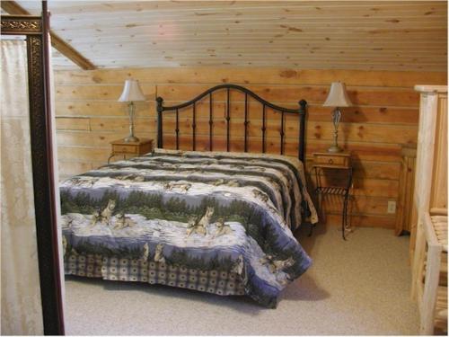 3 bedrooms, 5 beds