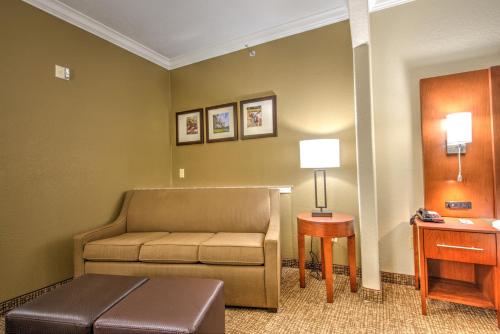 Comfort Suites Tomball Medical Center