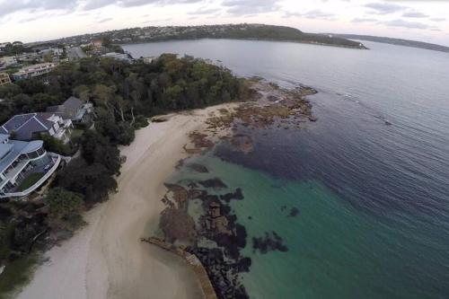 Apartment on Balmoral Beach Hill