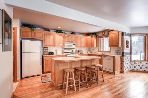 Village Townhomes - image 3