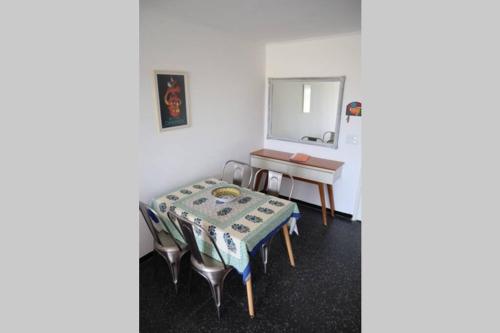 Encantador apartamento 1 dormitorio frente al mar Parada 5 Playa Brava Totalmente Reciclado