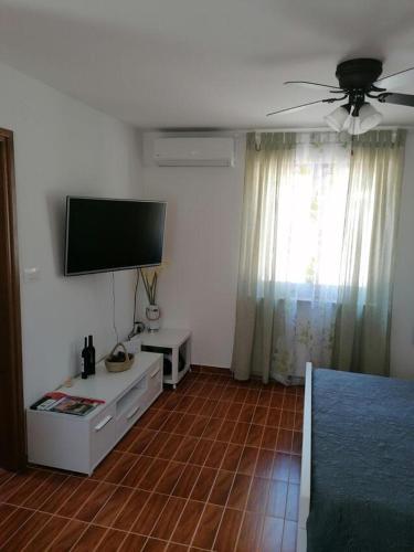 Family friendly house with a swimming pool Lindar, Central Istria - Sredisnja Istra - 14189