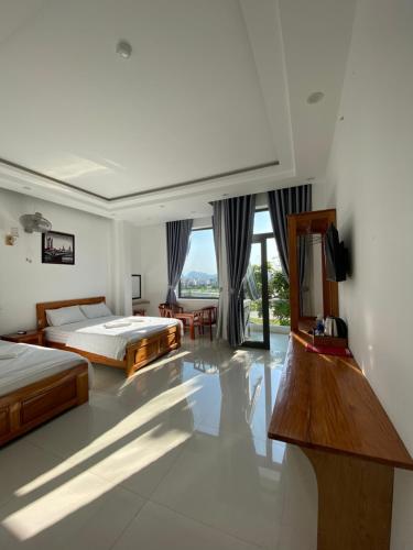 Queen Hotel