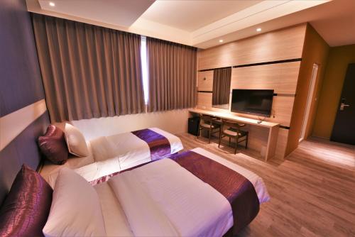 Yu Kun Tien Hotel in Wuqi District