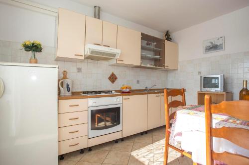 Apartments Jaksa - image 5