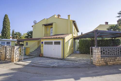 Apartment Pavlovic - image 10