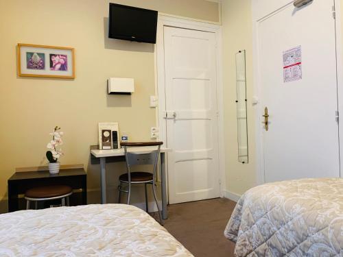 Au Petit Vivoin Room Type - Standard Double or Twin Room