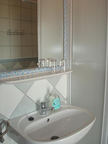Hotel Napsugár - image 7