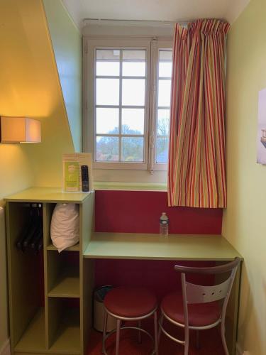 Au Petit Vivoin Room Type - Double Room with Private Bathroom Au Petit Vivoin Room Type - Double Room with Private Bathroom