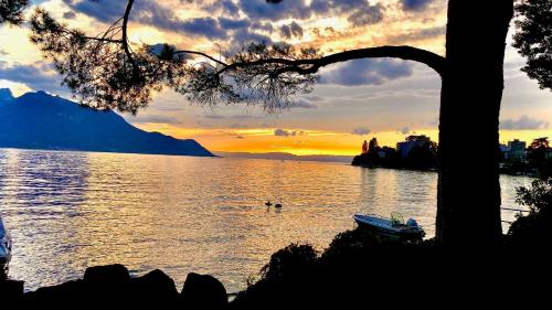 A szálláshely kívülről, Spacious Apartment with Lake View | 35 in Clarens