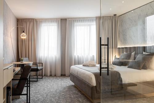 فندق كونجرس مونز فان دير فالك (Congres Hotel Mons Van der Valk) in مونز بيرجن