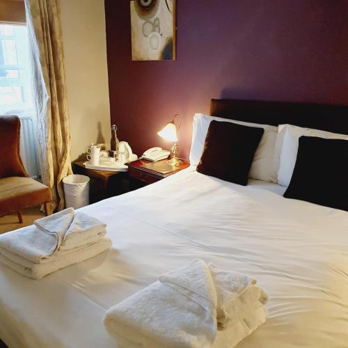 The Kings Head Hotel - image 9