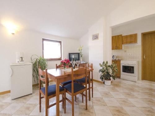 Apartments Patricija - image 10