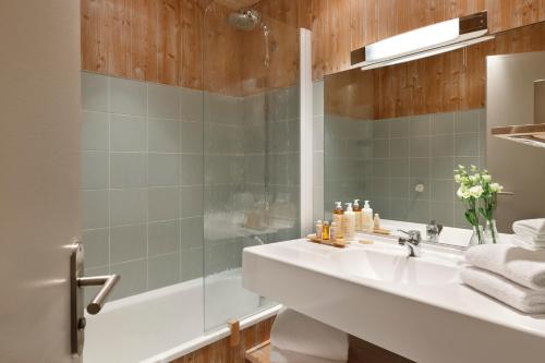 Ours Blanc Hotel & Spa - image 8