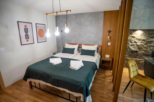 1 queen bed