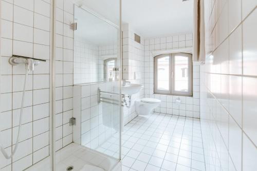 Josty Brauerei Appartements 212m von Villa Elisabeth entfernt