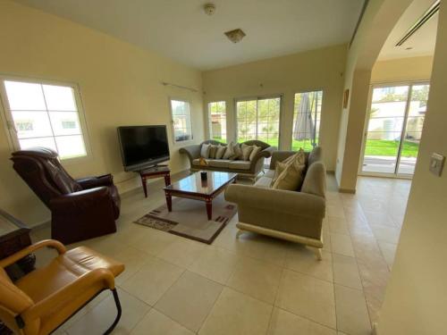 Key View - Jumeriah Village Triangle