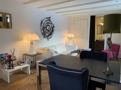Place To Be in Naarden
