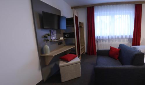 1 queen bed