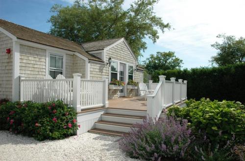 The Nantucket Hotel & Resort
