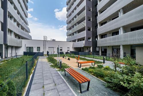 One-Bedroom Apartment image 4