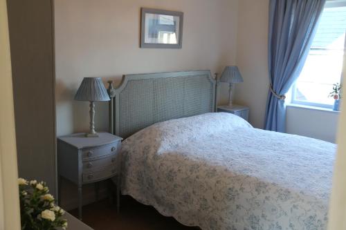 B&B St David's - The Boathouse for two, St Davids, Garage Parking - Bed and Breakfast St David's