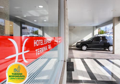 Hotel Express Terminal Tur - Rodoviaria Porto Alegre – khách sạn tại Porto Alegre