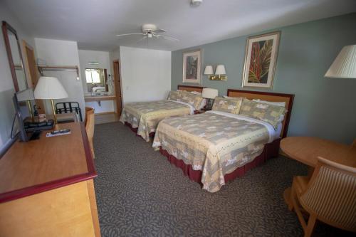 Coachlite Inn