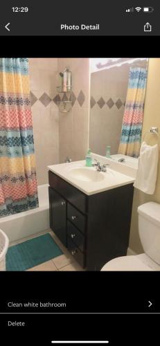 ENTIRE 2BR in Deerfield (IL)