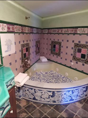 A la Sombra de la Torre Room Type - Double Room with Spa Bath